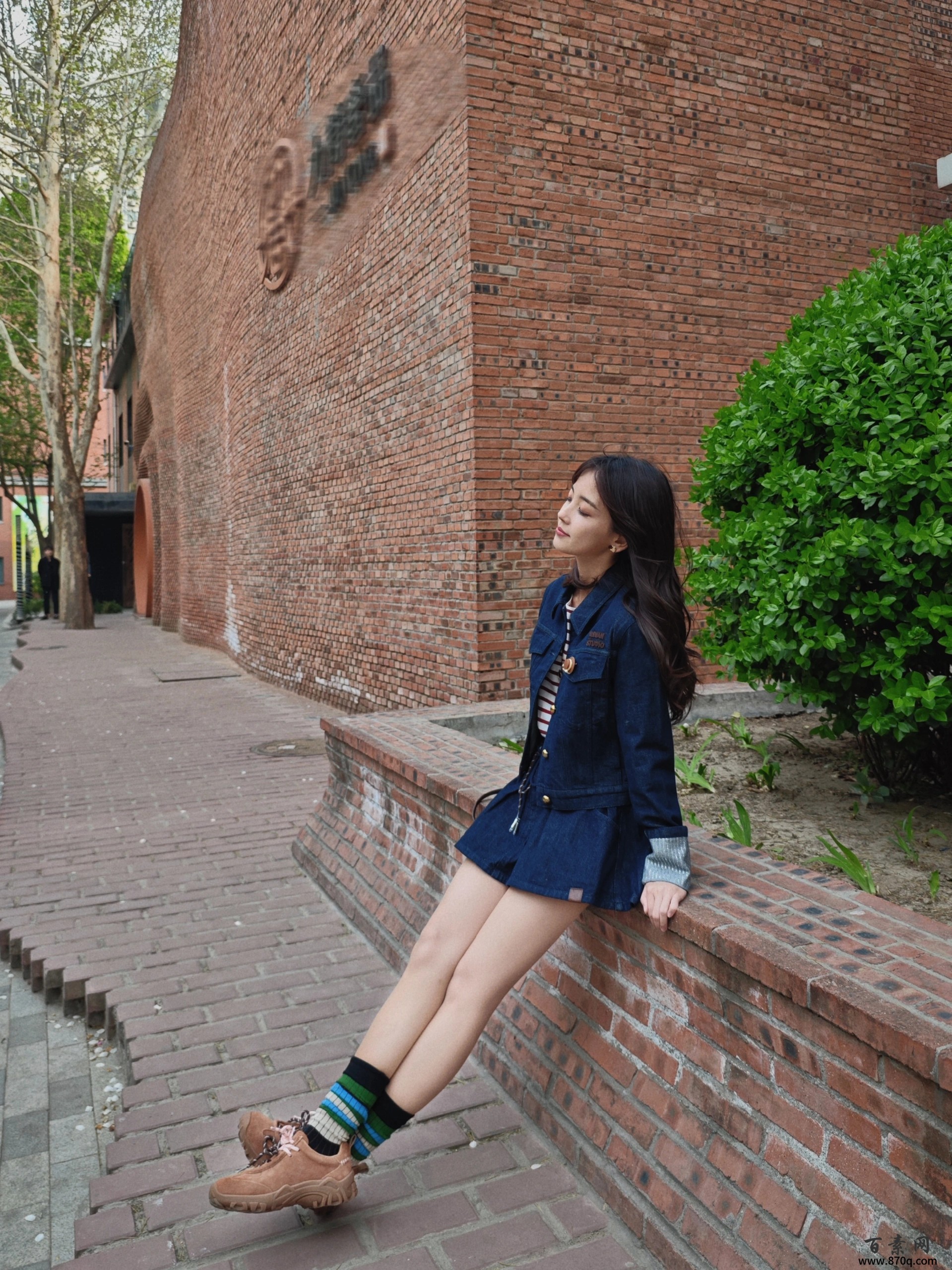 6afa6bbce3d4243bbb70100ed12437a4.jpeg